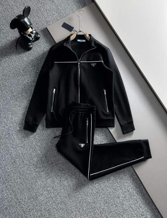 Picture of Prada Sweater Suits _SKUPradaM-3XLkdtn6642033
